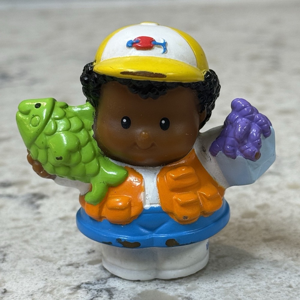 Fisher Price Little People Michael The Fisherman Boy Worms Black Hair 2007 2008